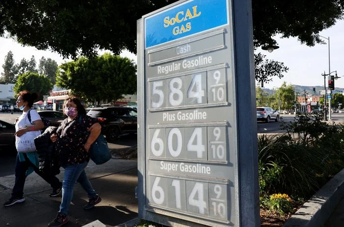 Socal Gas prices in Los Angeles in late March 2022