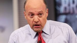 Jim Cramer’s guide to investing: Identify 'garden-variety' pullbacks