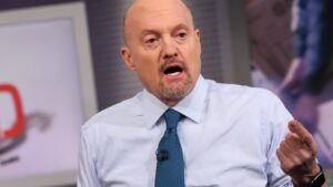 Jim Cramer says get ready to buy if there's a market sell-off