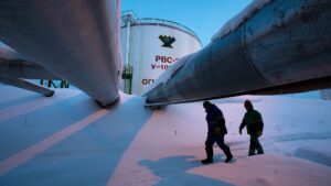 Oil could rise to $100 a barrel on Russia's actions