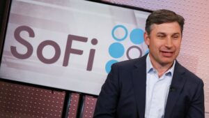 SoFi CEO defends convertible debt offering