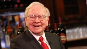 Berkshire Hathaway rises on strong earnings, Buffett's near-record cash stockpile