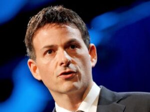 Billionaire investor David Einhorn shares an overlooked theory for why gold prices have spiked so much