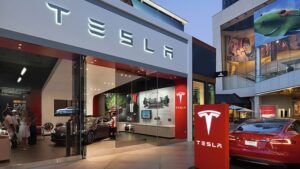 Tesla Stock: Is Elon Musk About To Force Everyone To View Tesla As An AI Company After Earnings?