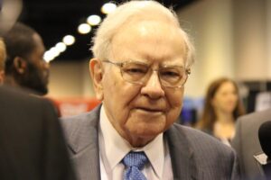 68% of Warren Buffett's $372 Billion Portfolio Is Invested in Just 4 Stocks