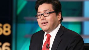 Tom Lee says Fed rate cut message means stocks could do ‘quite well’
