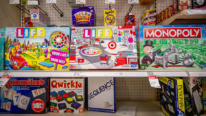 Cheap dividend-paying stocks that are beloved by Wall Street
