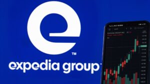 A bearish options trade on a travel stock running up against resistance
