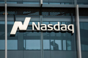 Nasdaq 100: Tech Stocks Decline as Investors Await Federal Reserve’s Policy Decision
