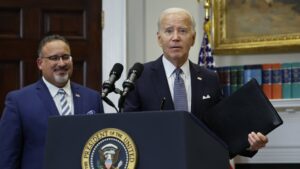 Biden under pressure to forgive student debt in its final weeks