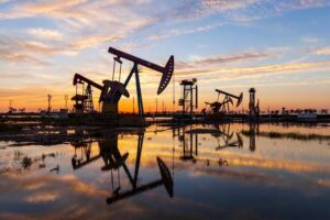 Crude Oil Price Forecast: Consolidated Near Highs as Demand is Sustained
