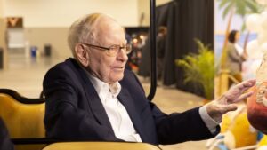 UBS gets bullish on Berkshire heading into annual meeting and earnings