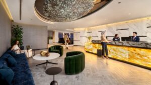 United Airlines grows highest-end Polaris airport lounge by 50%