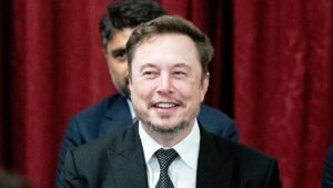7 Richest CEOs in the World (Who Are Also in the Billionaires’ Club)