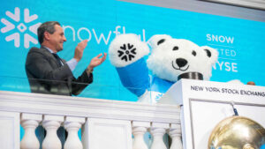 Analysts are bullish on Snowflake heading into earnings and expect another beat