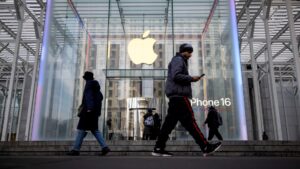 Apple’s earnings exceeded expectations, but investors were still left wanting more. Here’s how analysts reacted