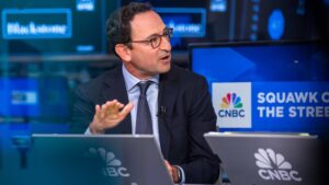 Blackstone president sees 'a ton' of AI data center demand, commercial real estate recovery