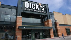 Dick's Sporting Goods (DKS) earnings Q1 2025