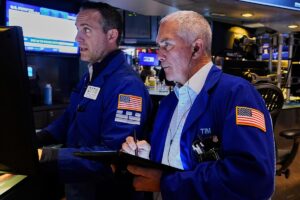 Dow jumps, Nasdaq snaps 6-day win streak as Walmart previews tariff-fueled price hikes