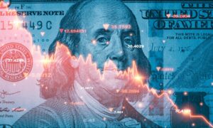 Should you borrow money during a recession? See when it makes sense.