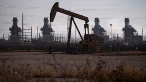 This energy stock could see a 'big base breakout' to the upside, according to the charts
