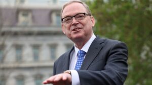 Trump advisor Hassett confident tariffs will stay despite judges' ruling