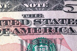 U.S. Dollar Retreats as Tariff Concerns Mount – Analysis For EUR/USD, GBP/USD