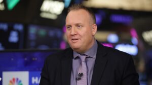 Why this dining stock is hitting highs, even though Josh Brown never eats at Olive Garden